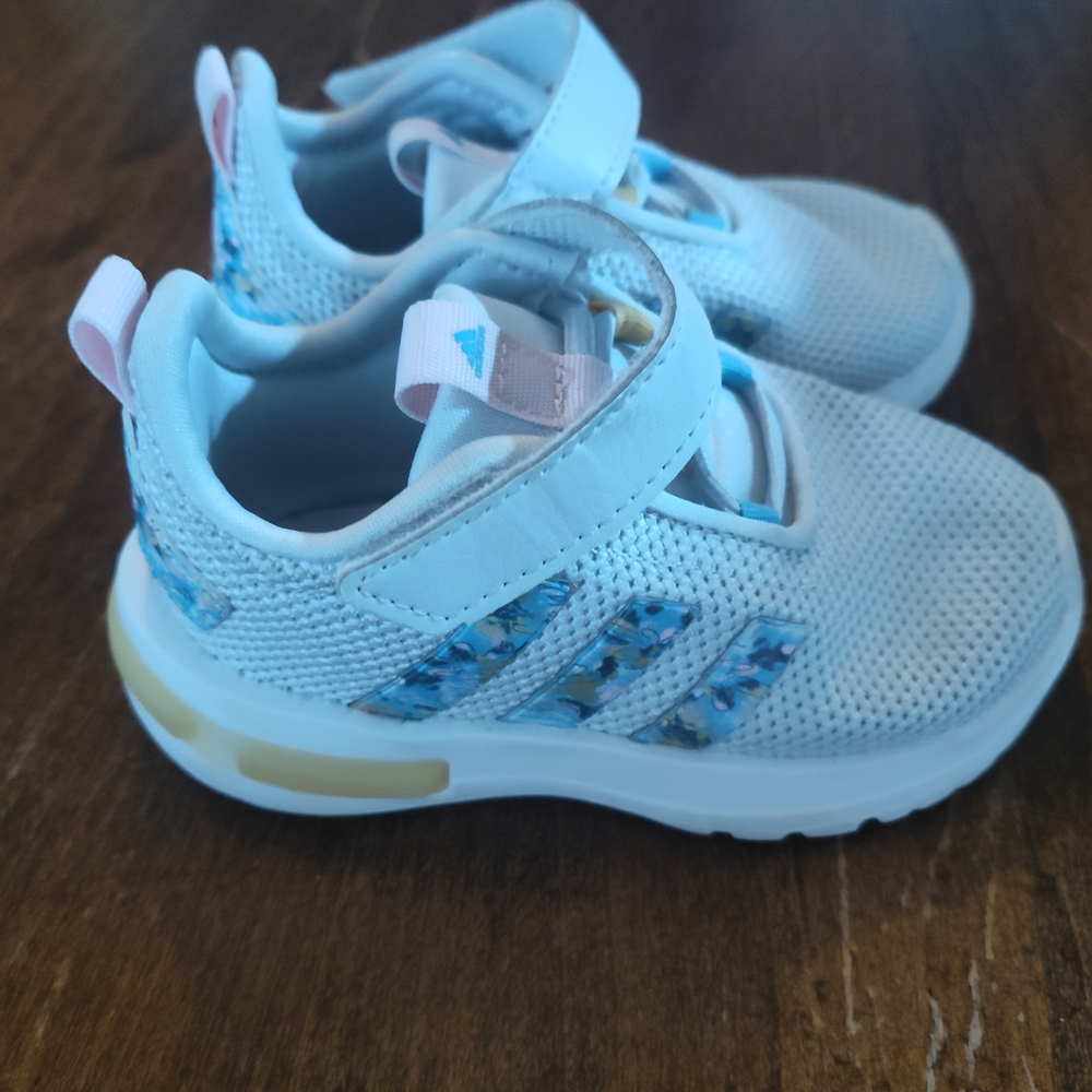 Adidas Toddler Girl's White and Blue Patterned Sneakers, Size 6.